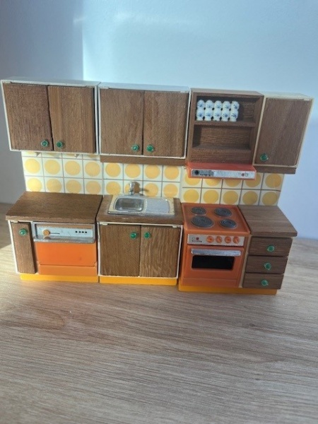 Cuisine orange Lundby