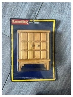 Armoire pin neuve Lundby