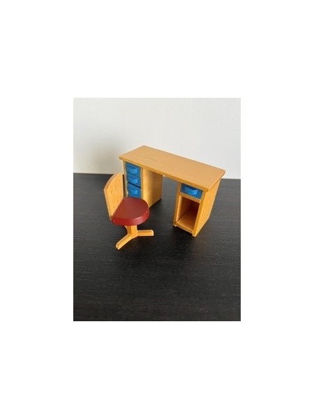 Bureau et chaise moderne