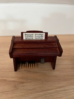 Piano / orgue  Lundby