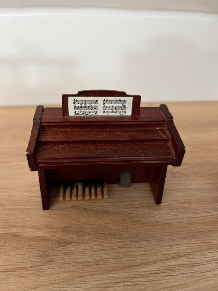 Piano / orgue  Lundby