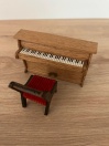 Piano lisa Lundby