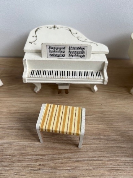 Piano Lundby